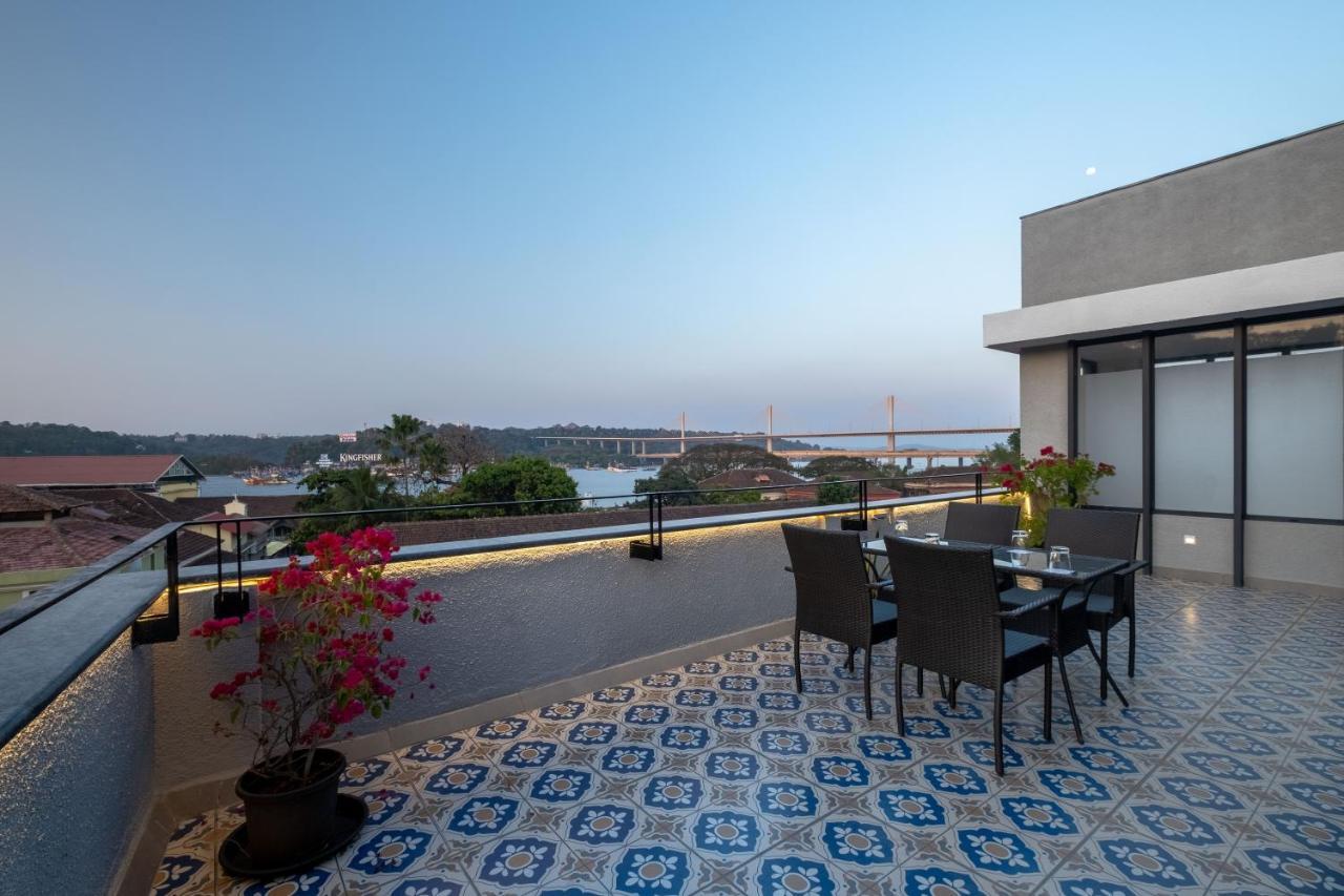 O Pierre - Fontainhas Otel Panaji Dış mekan fotoğraf