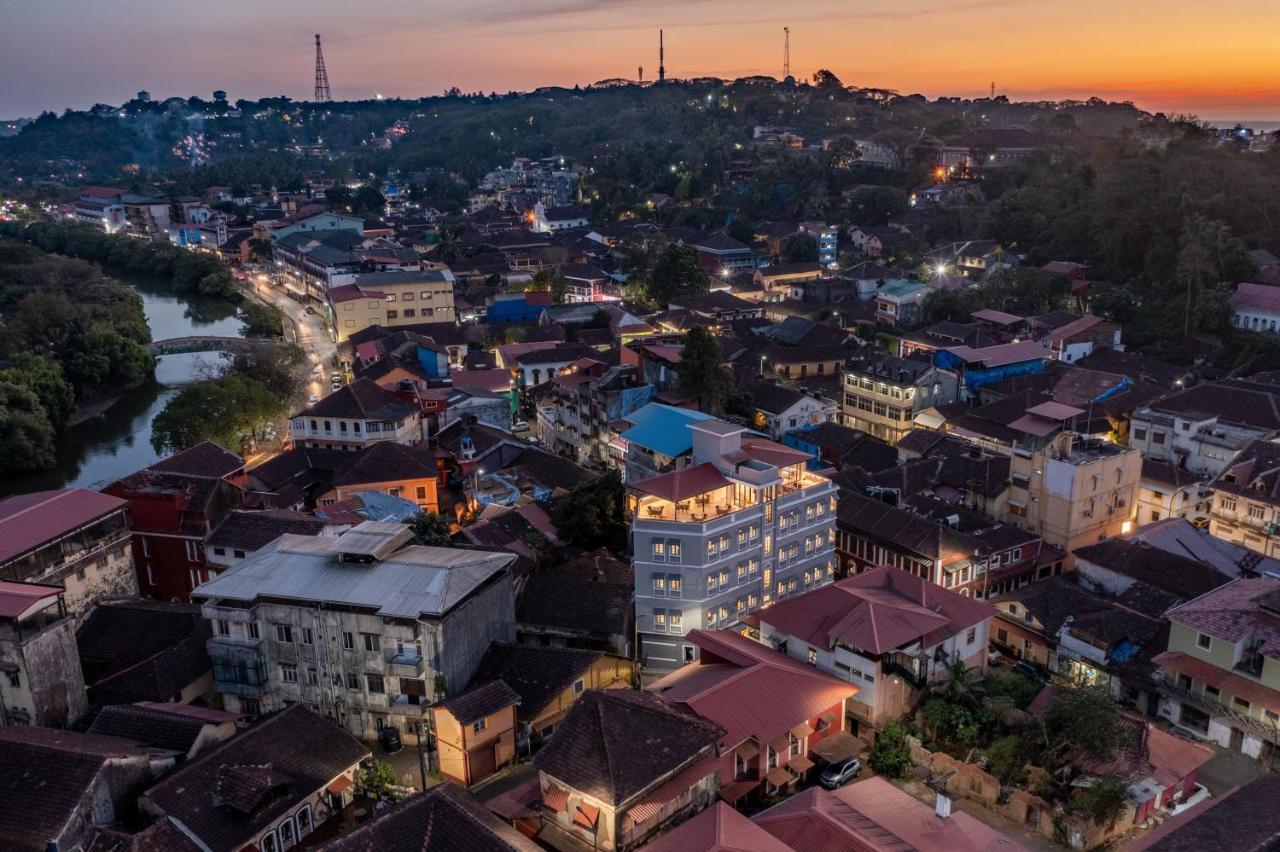 O Pierre - Fontainhas Otel Panaji Dış mekan fotoğraf